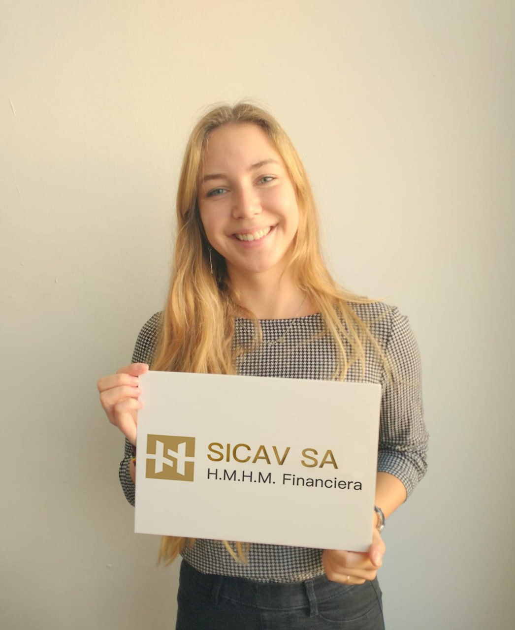 One of our Certified Financial Analysts. Become an expert in trading and finances